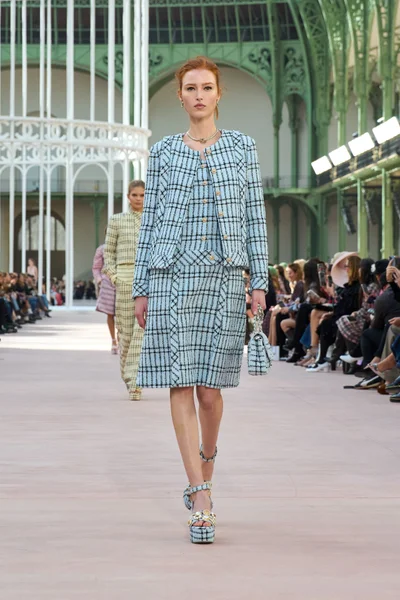 Look 31